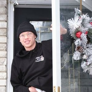 Meet your Posher, Keenan